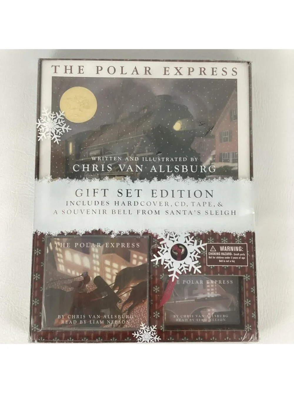 The Polar Express Gift Set Edition Hardcover Book CD Tape Souvenir Sleigh Bell - Picture 1 of 6